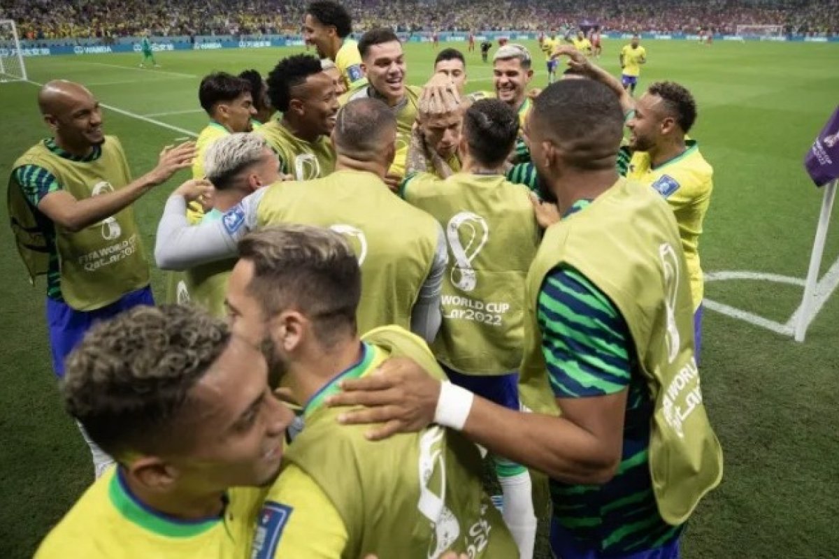 Sem Neymar e Danilo, Brasil enfrenta Suiça nesta segunda (28)