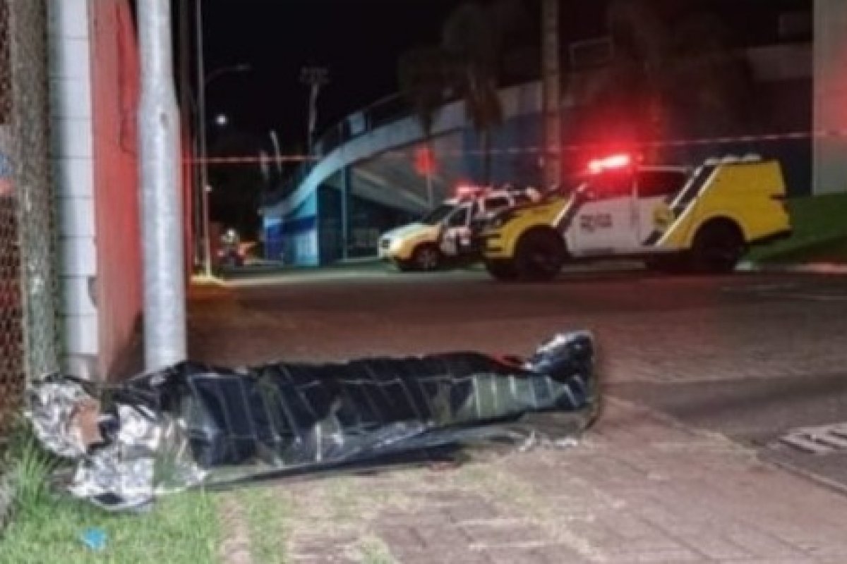 Jovem morre após nadar em piscina da Vila Olímpica