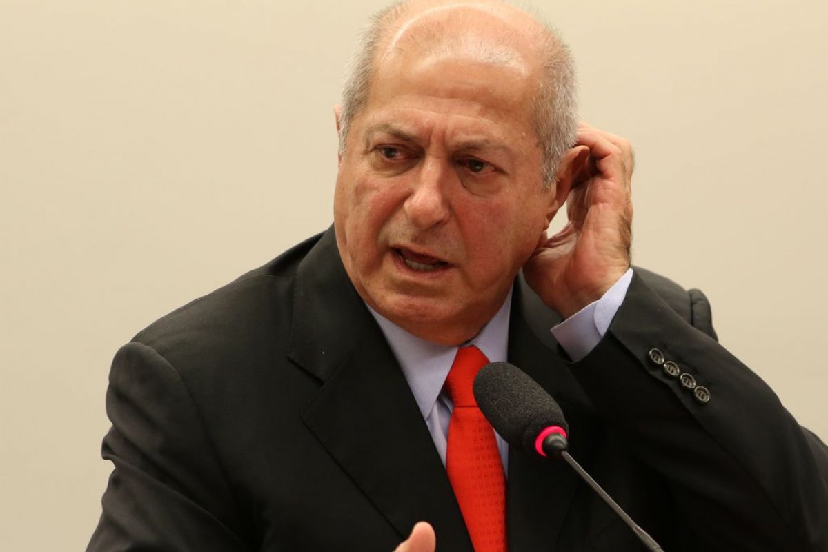 Equipe de transição quer propor regulação da internet nos 100 primeiros dias do governo Lula