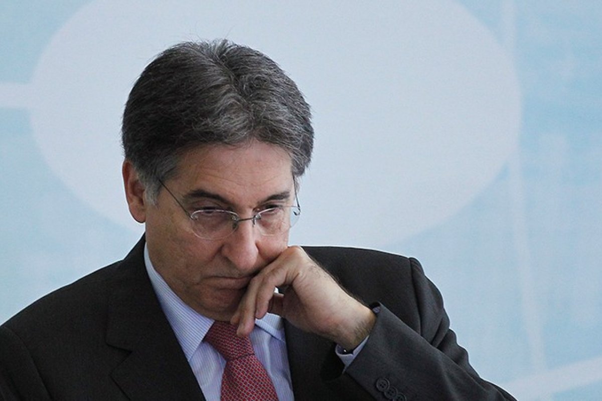 Ex-ministro Fernando Pimentel é condenado por tráfico de influência e lavagem de dinheiro