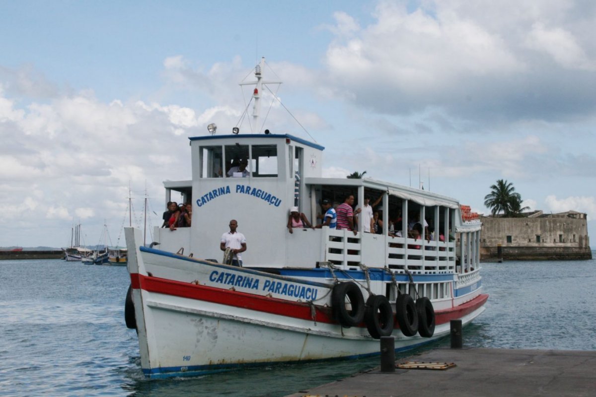Lanchas da travessia Salvador-Mar Grande e catamarãs de Morro de São Paulo operam com movimento tranquilo