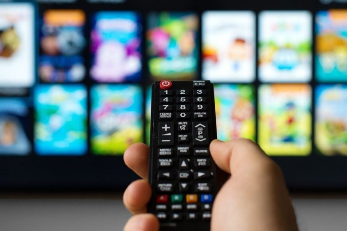 5 filmes e séries para maratonar no fim de semana