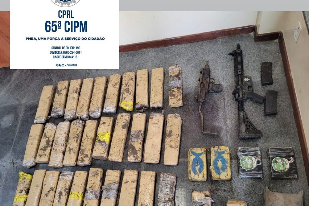 Polícia apreende 30kg de maconha e fuzil em Feira de Santana