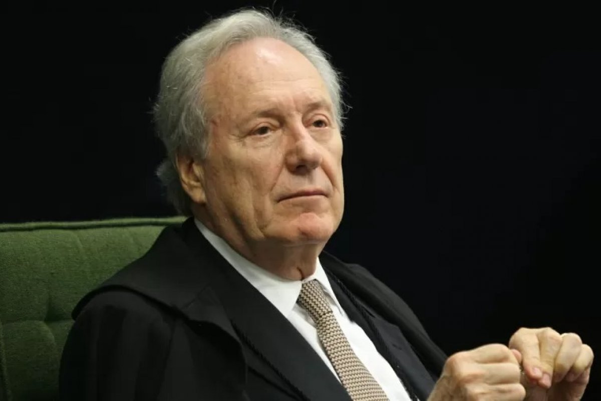 Lewandowski pede vista de votação sobre Justiça Militar poder julgar Forças Armadas