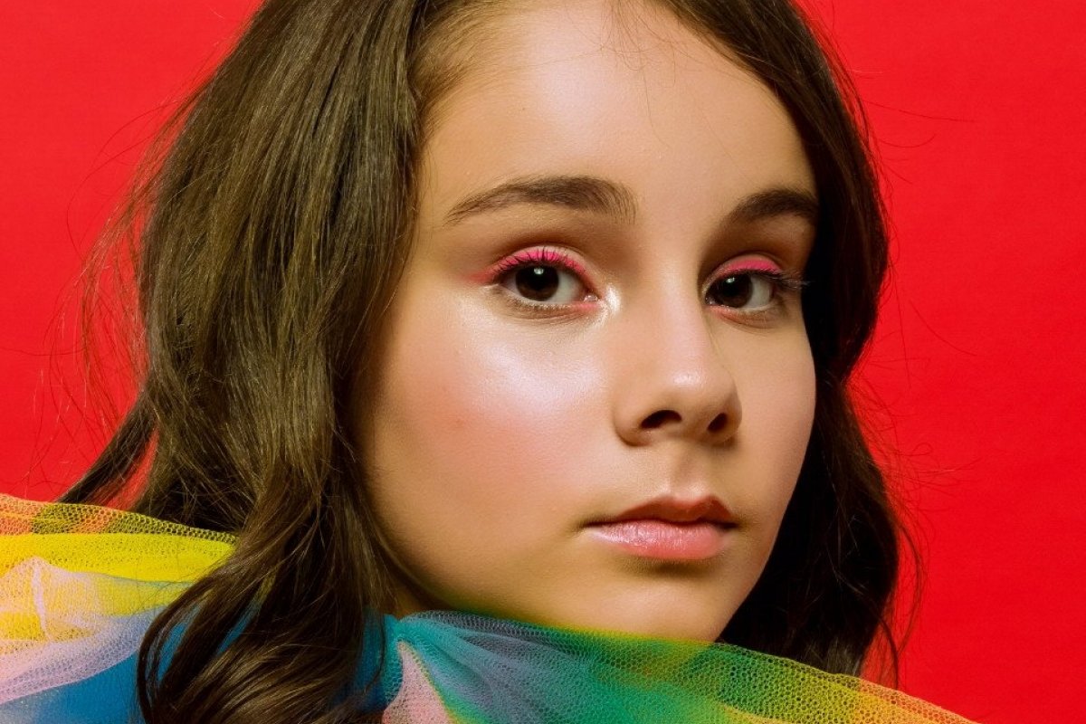 Atriz Sienna Belle fala da rotina entre os estudos e o trabalho