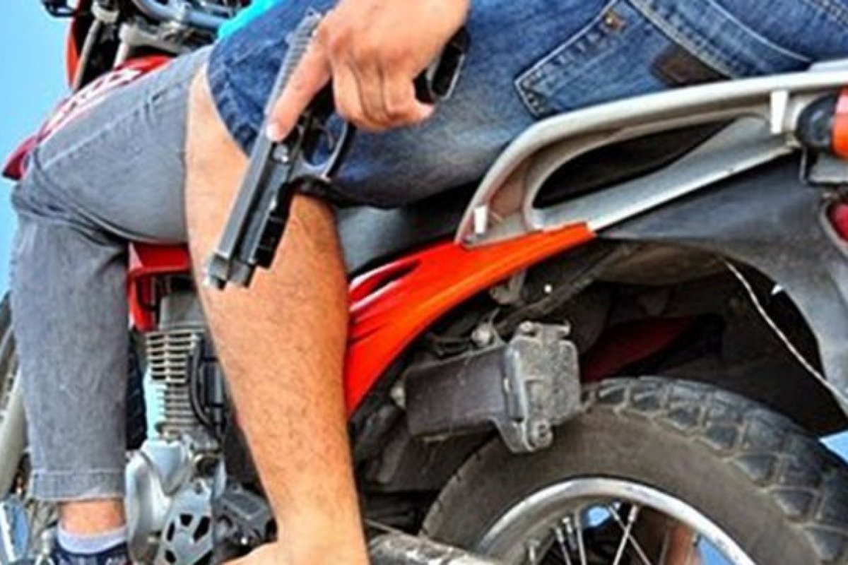 IBGE: Quase duas milhões de pessoas foram vítimas de roubos no Brasil em 2021