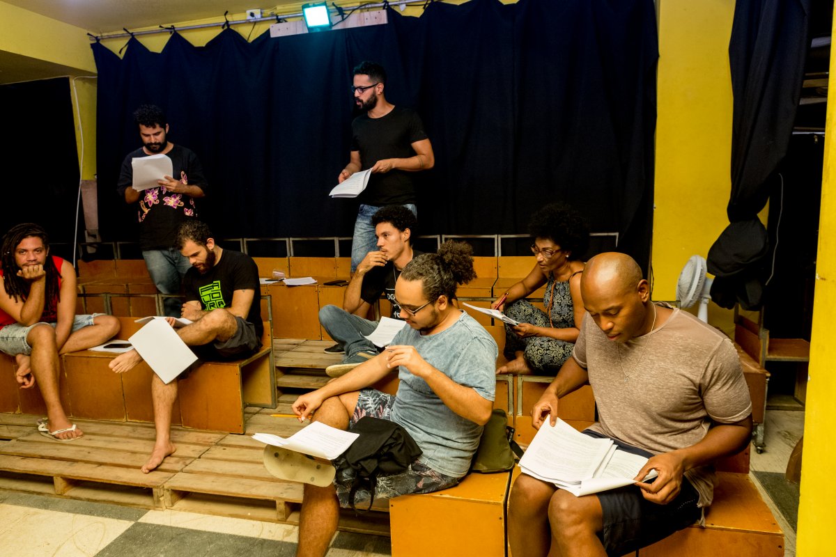A Outra Companhia de Teatro realiza leitura dramática d’A Bofetada dia 16 de maio