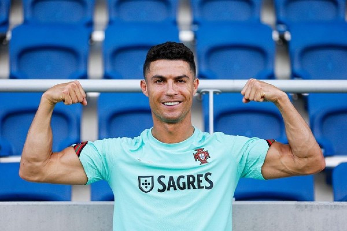 Federação Portuguesa nega que Cristiano Araujo pediu para deixar seleção