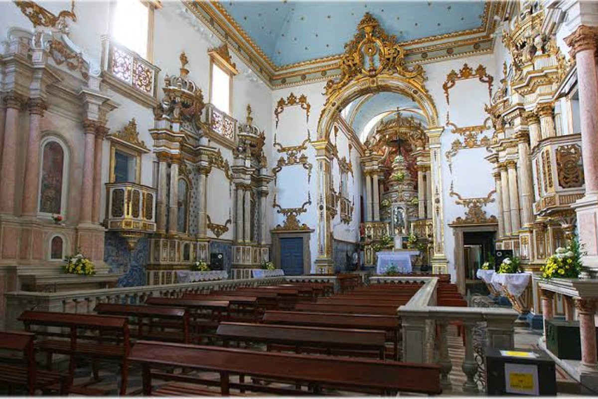 Santa Luzia, protetora da visão e padroeira dos oftalmologistas, recebe homenagens em Salvador