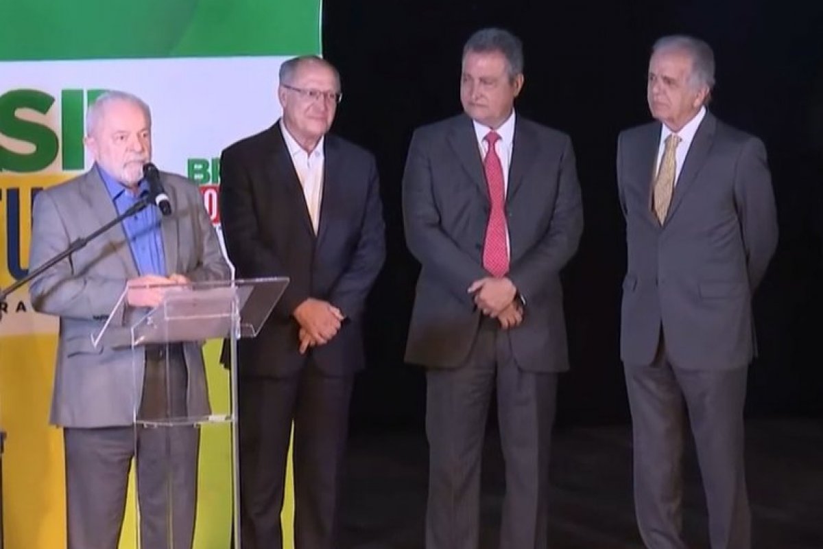 Presidente do PT na Bahia comemora escolha de Rui como ministro da Casa Civil