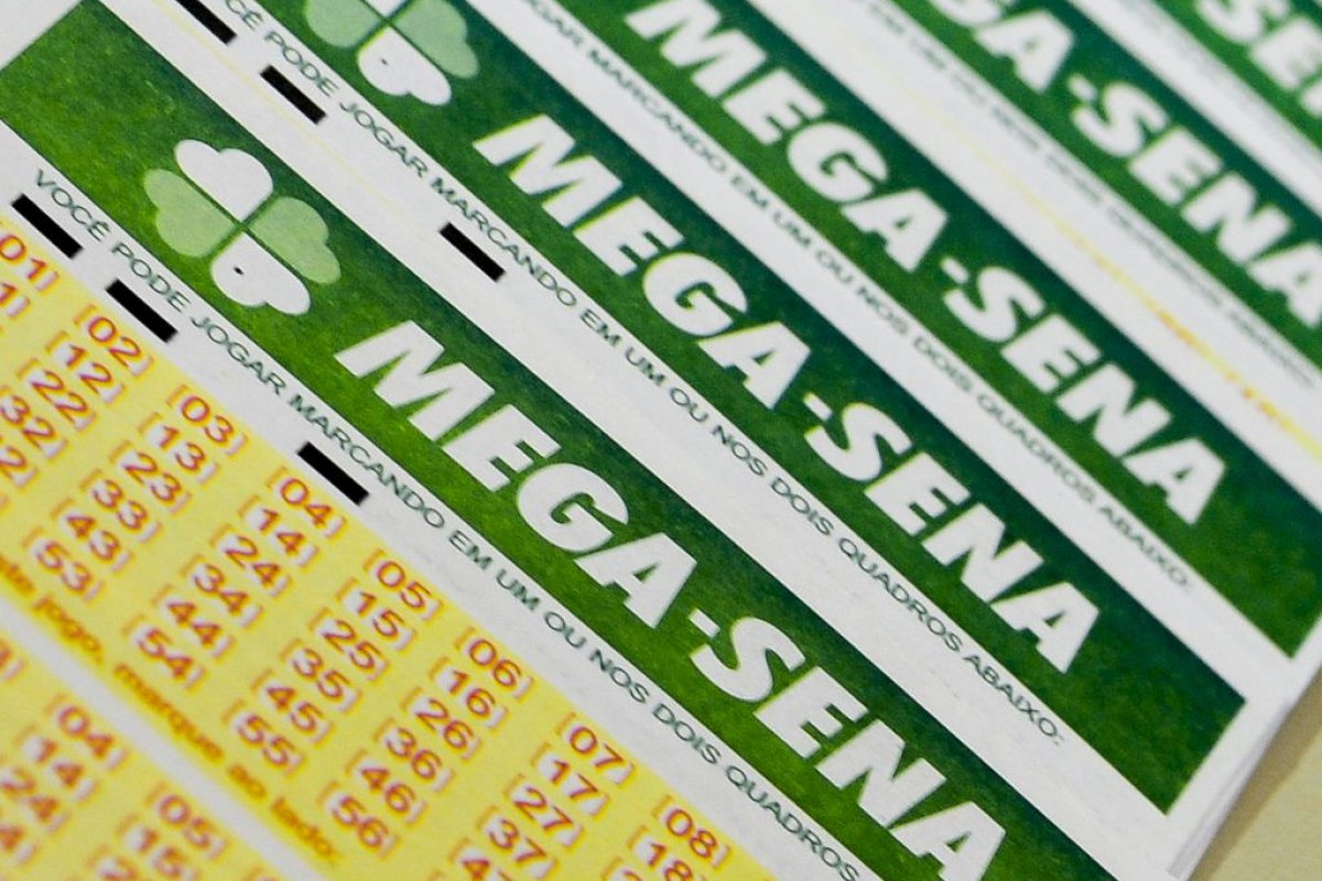 Mega-Sena acumula e deve pagar R$ 135 milhões ao próximo ganhador