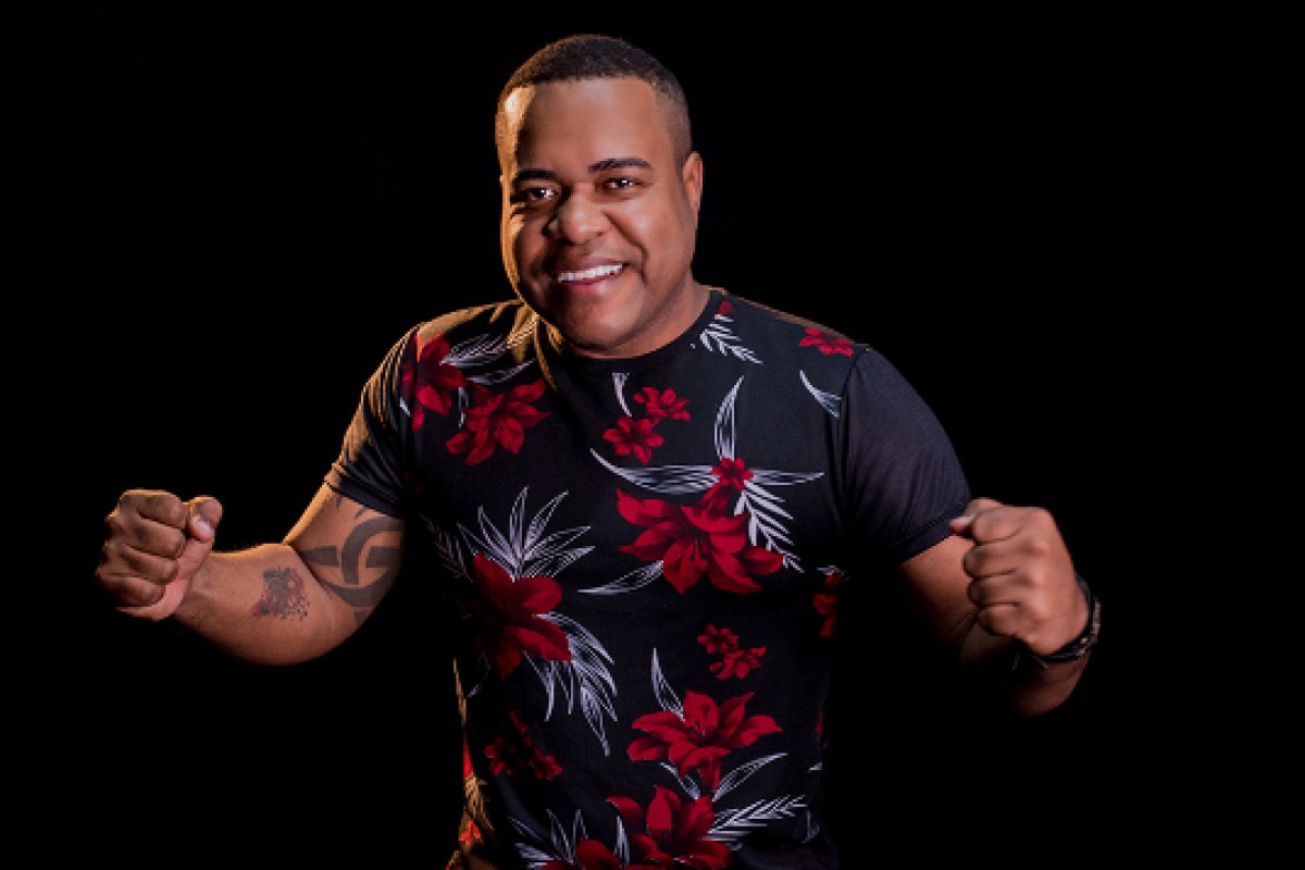 Cantor de Juazeiro morre após ficar internado em hospital