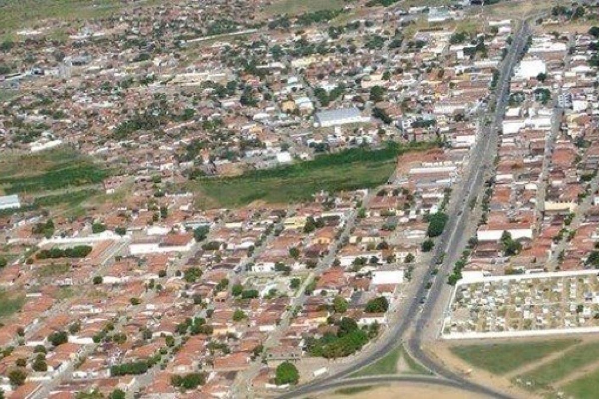 Gravida é morta na porta de casa em Capim Grosso