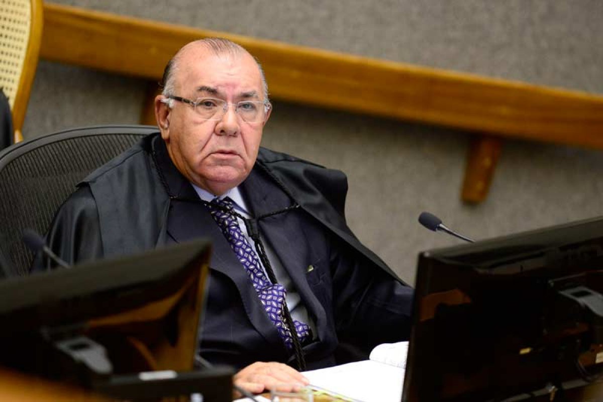 Ministro Jorge Mussi anuncia aposentadoria do STJ