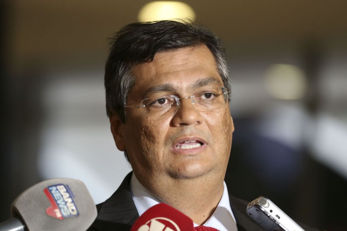 Polícia Federal vai investigar atos bolsonaristas ano que vem, diz Flávio Dino