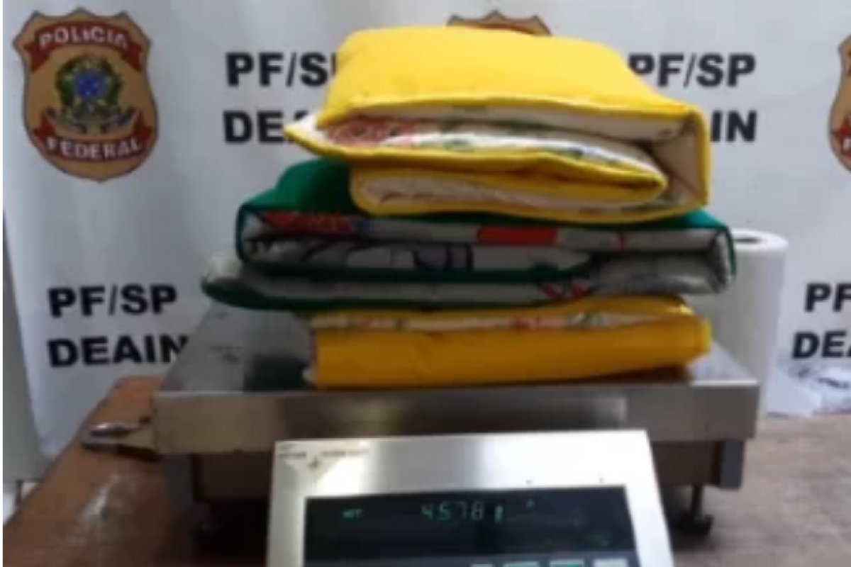 Três pessoas são presas por tráfico de drogas no aeroporto de Guarulhos