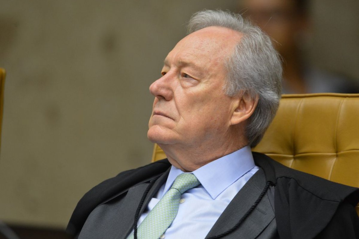 Ministro do STF diz que sem a interferência do órgão, número de mortes por Covid seria maior