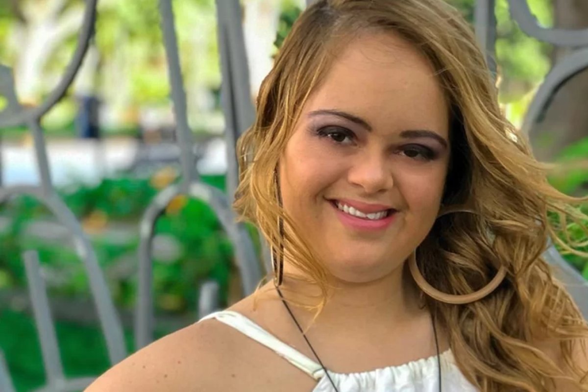 Modelos com Síndrome de Down e outras deficiências desfilam no Shopping Bela Vista! 