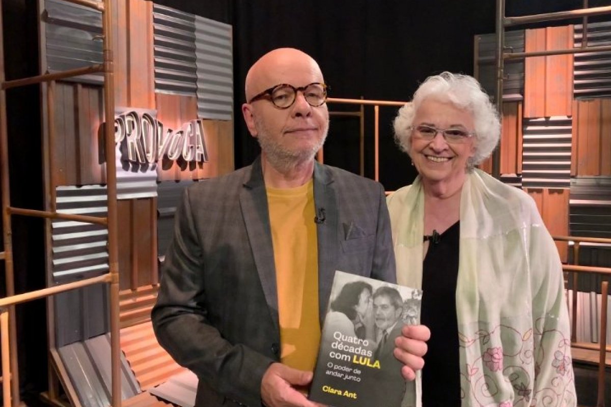 Marcelo Tas entrevista Clara Ant, ex-assessora especial de Lula, no Provoca!