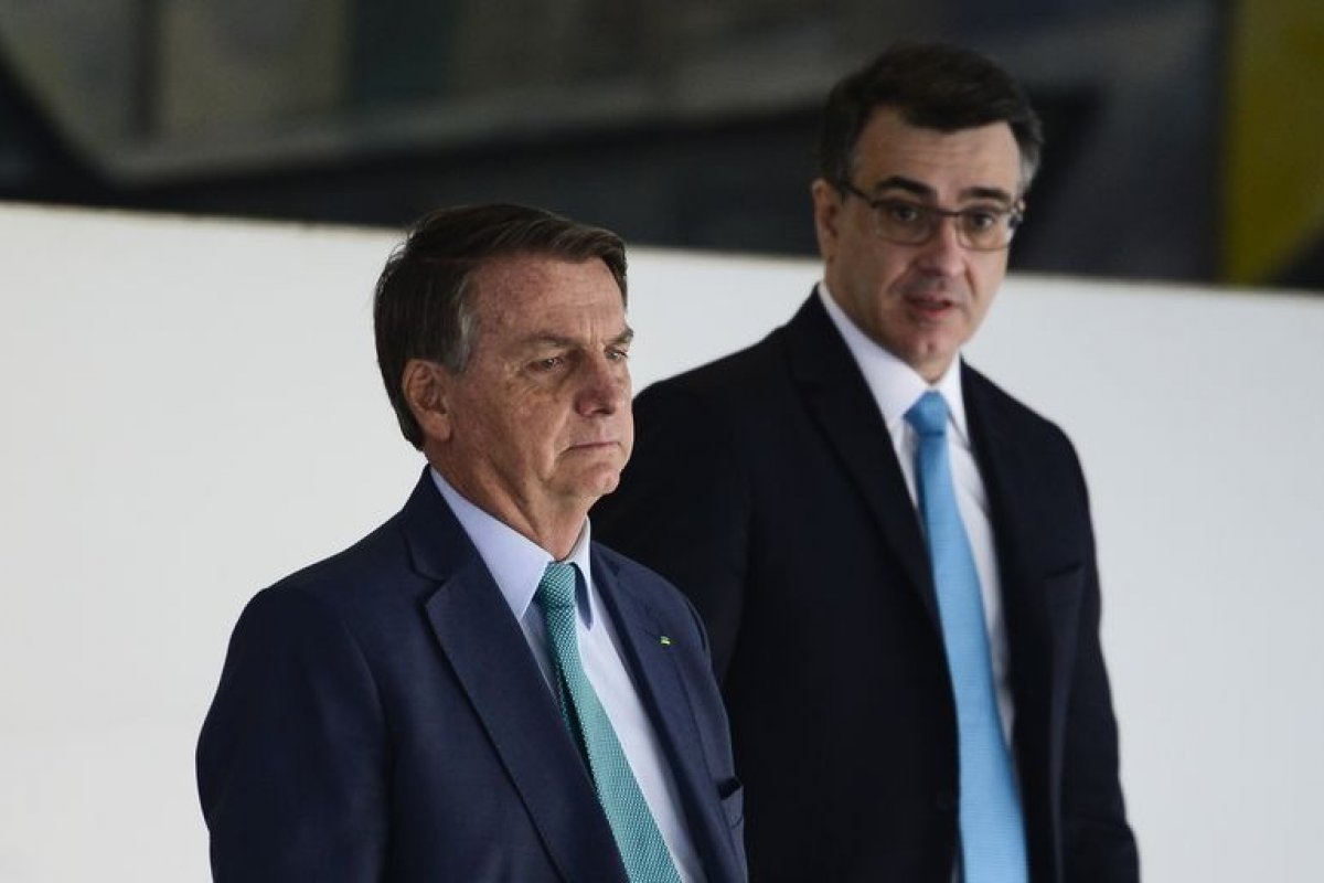 TSE agenda depoimento de chanceler para explicar reunião de Bolsonaro com embaixadores