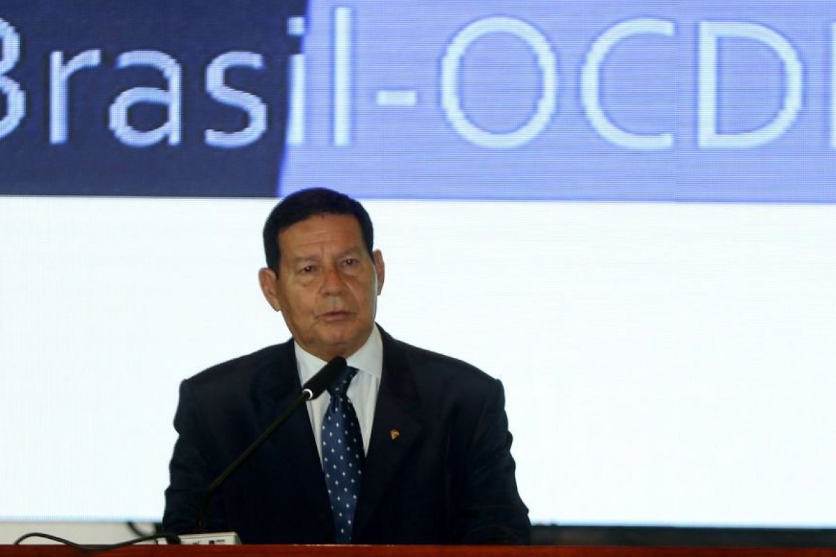 Hamilton Mourão desocupará o Jaburu até 26 de dezembro para a chegada de Alckmin