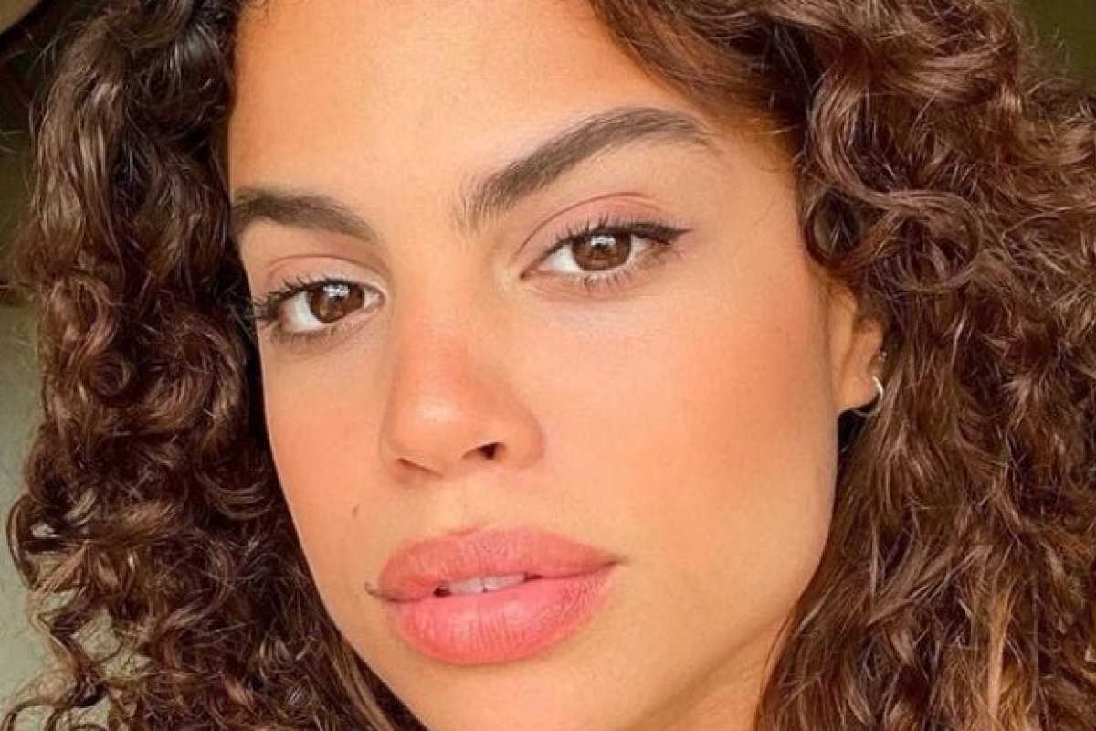 Filha de Carlinhos Brown estreia em novela da TV Globo