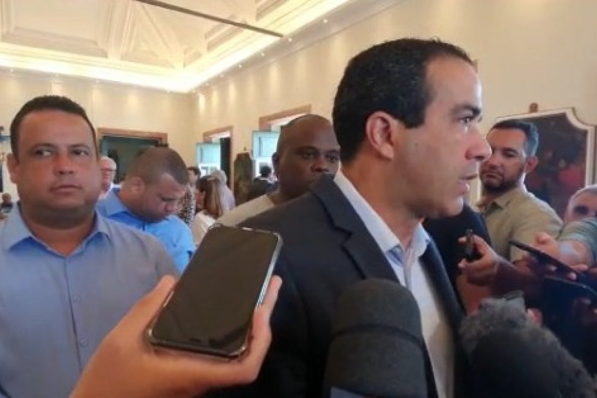 Cadastro de ambulantes para Festival Virada Salvador deve ser feito online, diz Bruno Reis