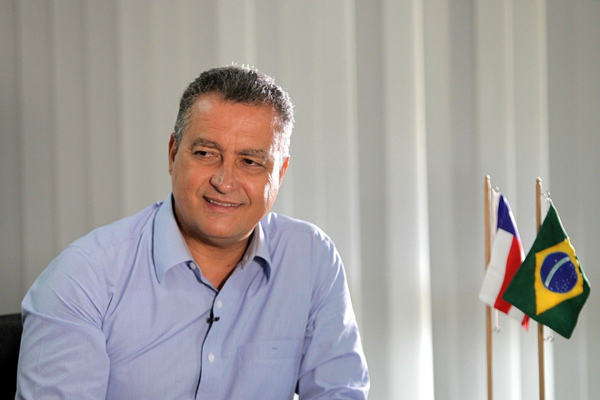 Futuros ministros estão decididos e Lula deve fazer anúncio nesta semana, diz Rui Costa