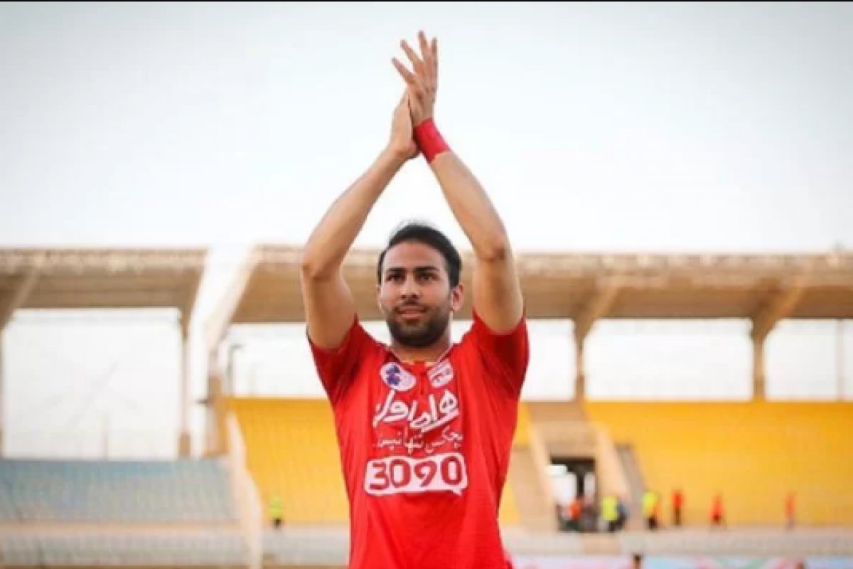 Jogador Amir Nasr-Azadani não foi condenado à morte, diz Irã