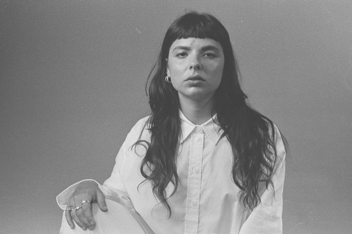 Julia Mestre anuncia novo álbum “Arrepiada” com teaser!