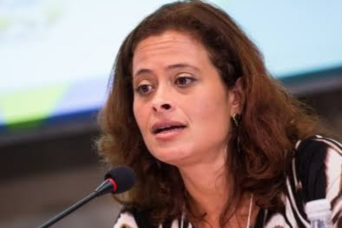 Bárbara Camardelli deve comandar PGE no governo de Jerônimo na Bahia