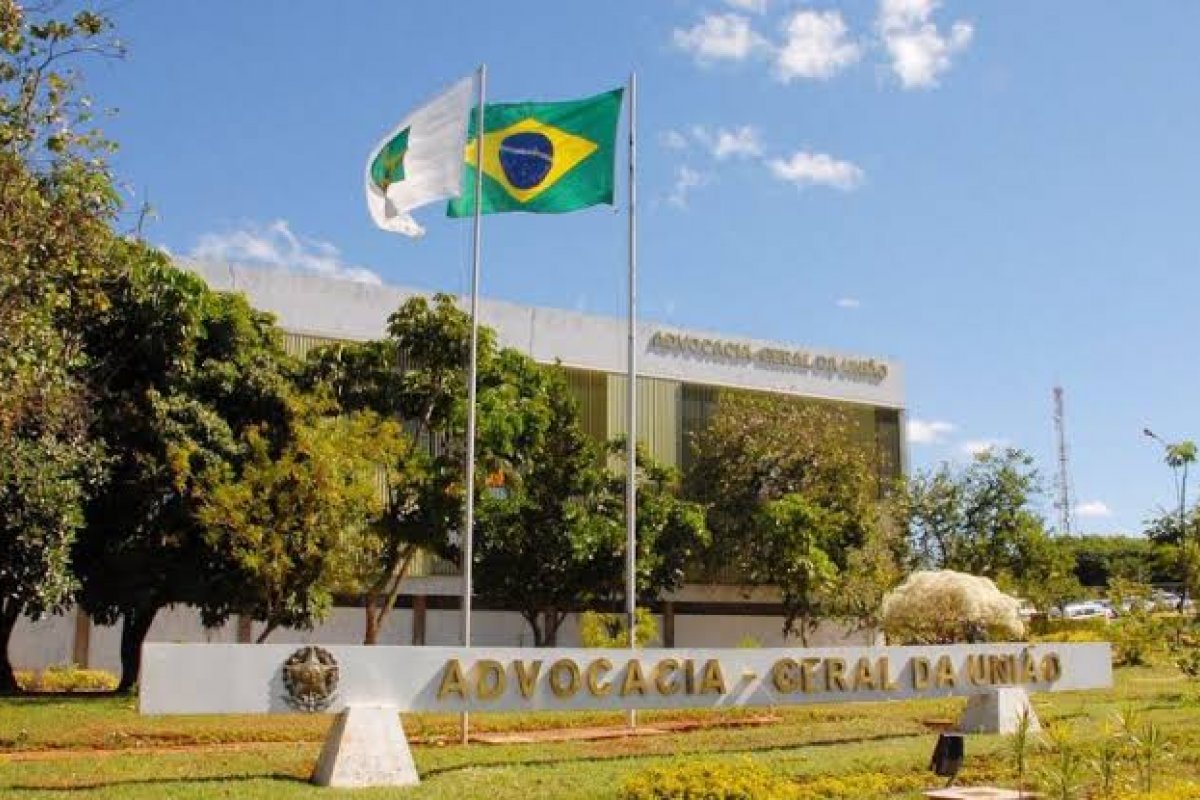 AGU pede esclarecimentos ao STF sobre trecho de decisão do Orçamento Secreto