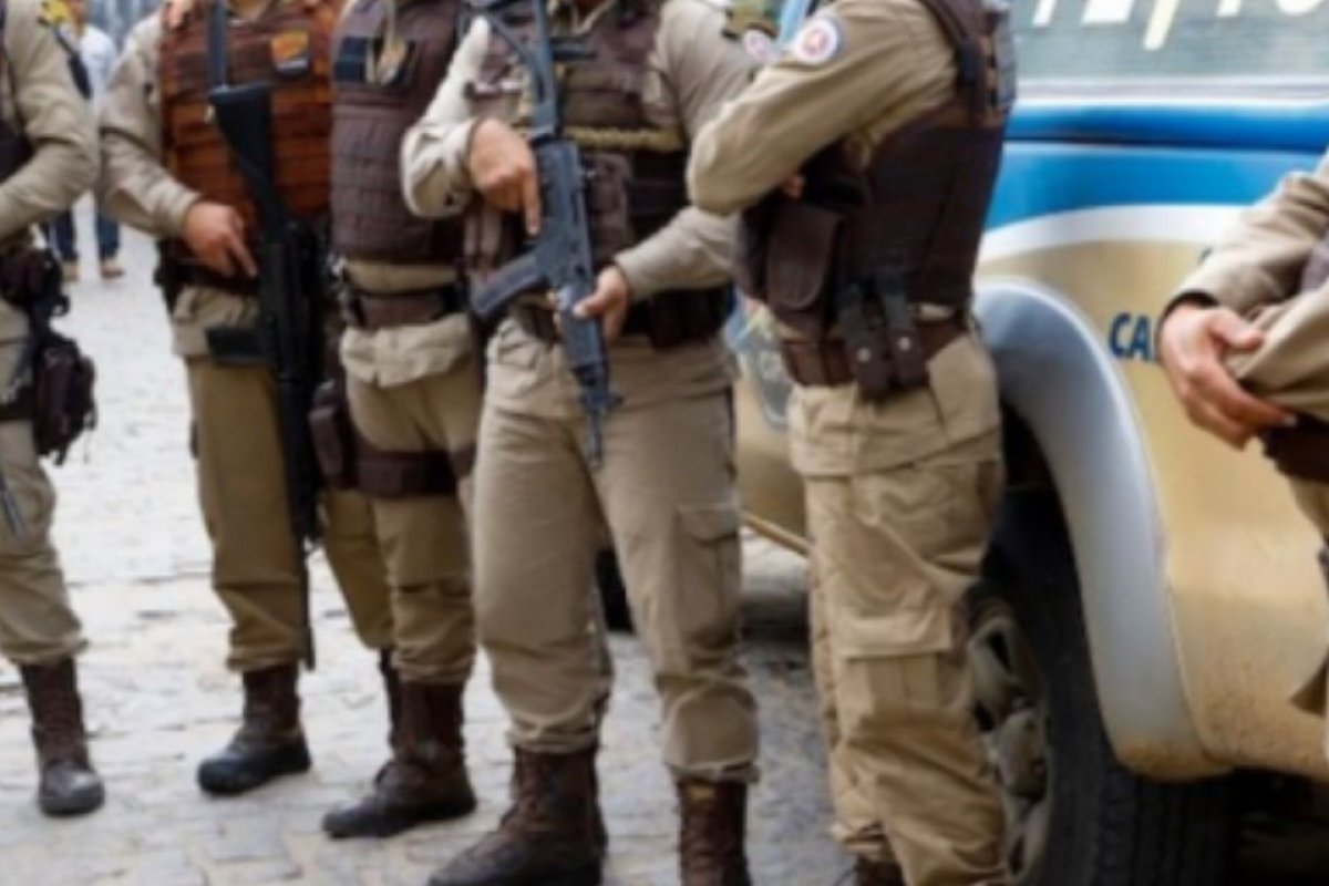 Policial Militar é baleado durante tentativa de assalto em Lauro de Freitas