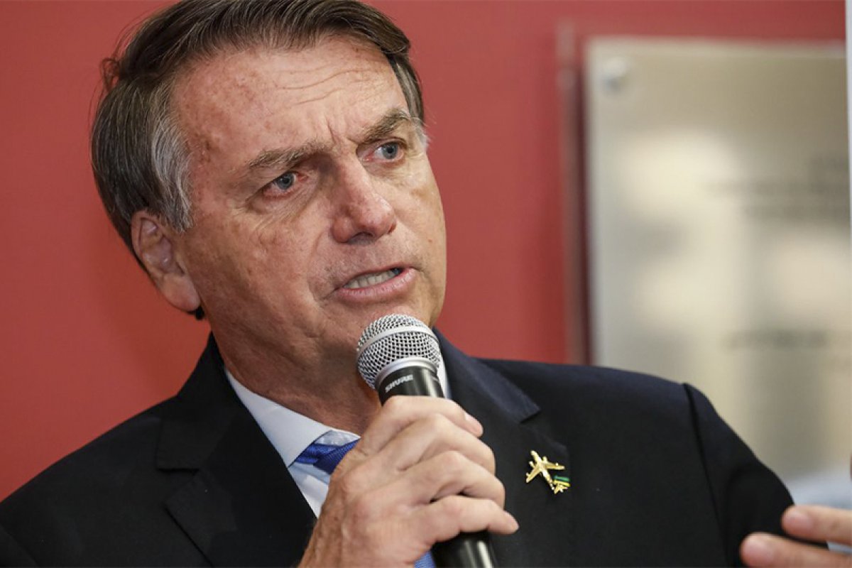 Bolsonaro sanciona PL que libera R$ 31,5 milhões para retomar emissão de passaportes