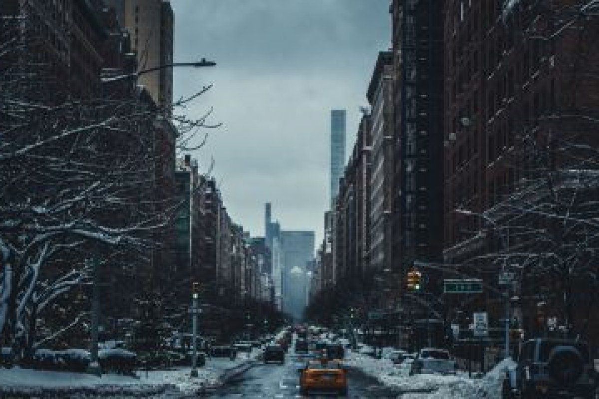 Tempestade de inverno nos EUA afeta 240 milhões de pessoas na antevéspera do Natal