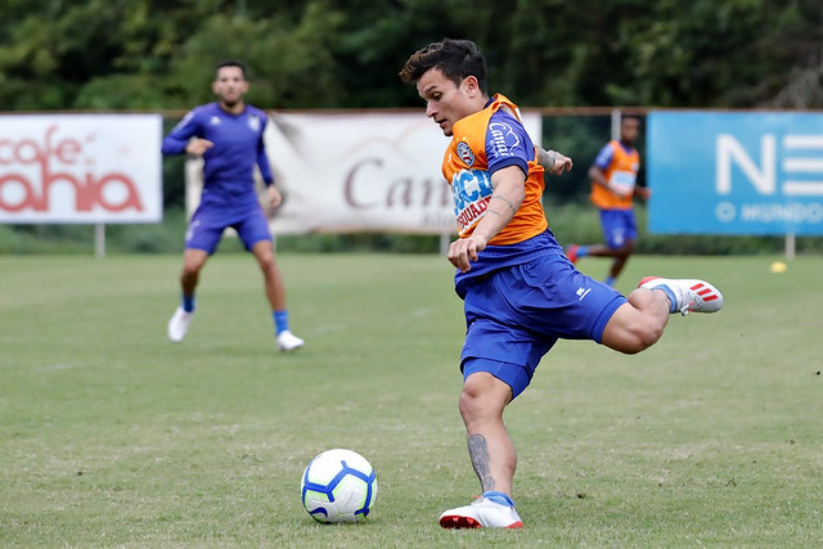 Podendo voltar ao G4, Bahia encara o Ceará fora de casa