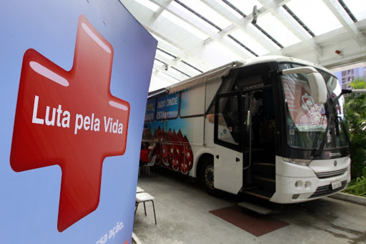 Unidade móvel do Hemoba atende até o dia 31 de dezembro na Estação da Lapa, em Salvador