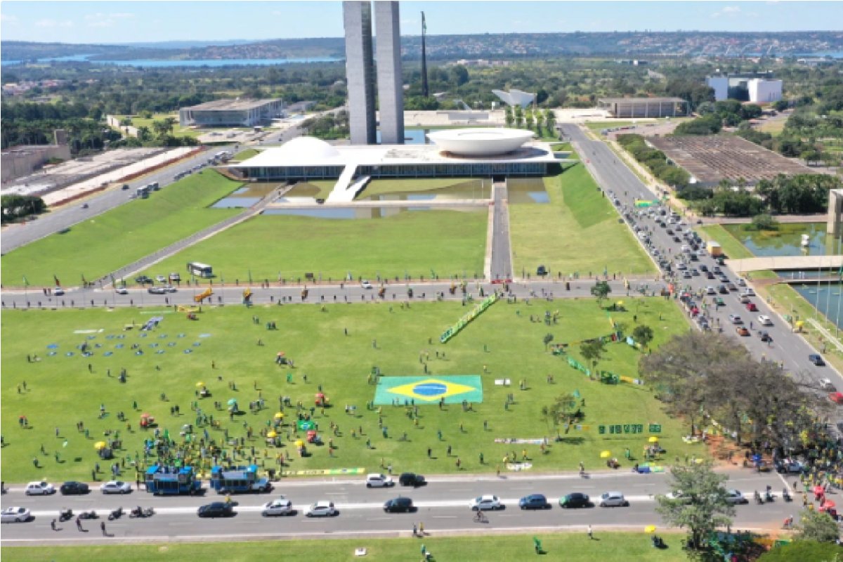 Interessados em assistir posse de Lula poderão gastar entre R$ 900 e R$ 2.800 em hospedagem, aponta pesquisa