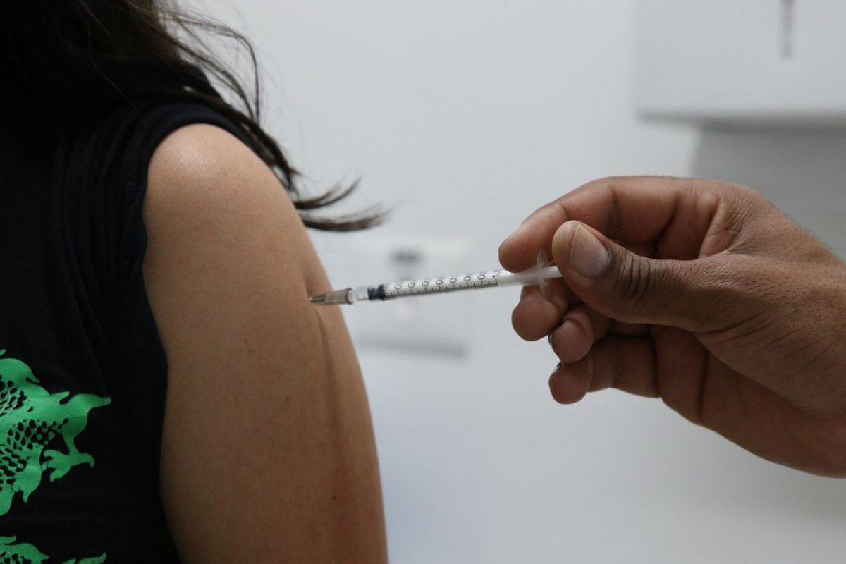 Vacinação para crianças de 6 meses a 2 anos acontece nesta quarta em Salvador