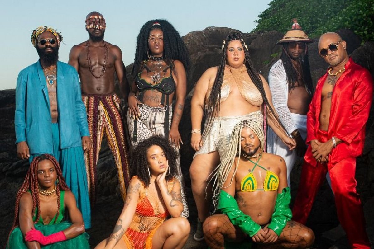 Baile O PENTE comanda o AFTER do PALCO PARALELLO no UNIVERSO PARALELLO no Sul da Bahia!