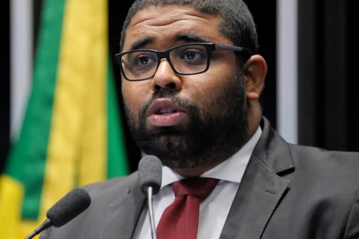 Conheça Felipe Freitas, o secretário de Justiça e Direitos Humanos do governo Jerônimo