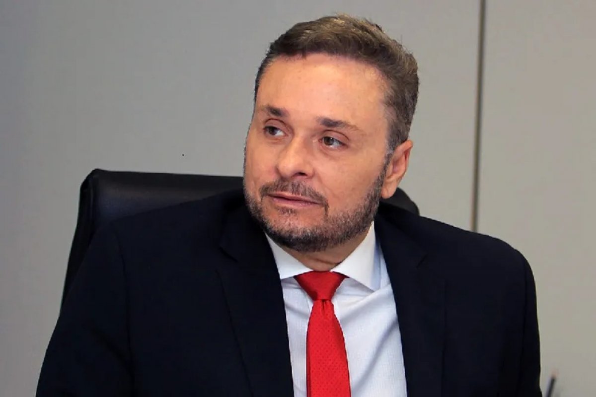 Saiba quem é Manoel Vitório, secretário mantido na Sefaz por Jerônimo