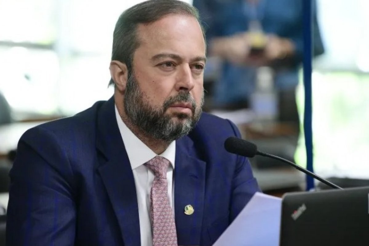 Direção da Petrobras será anunciada em janeiro, diz Alexandre Silveira