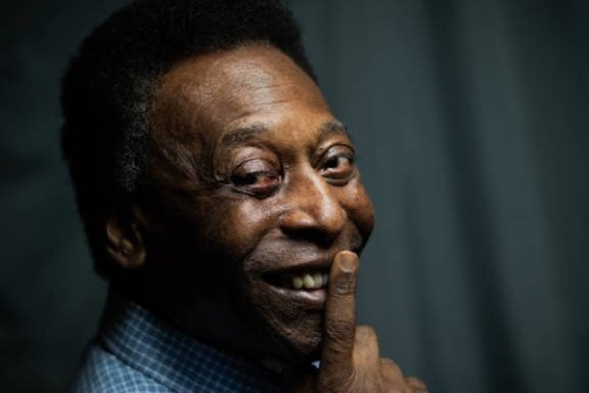 Camisa 10 do Santos pode ser aposentada a pedido da família de Pelé