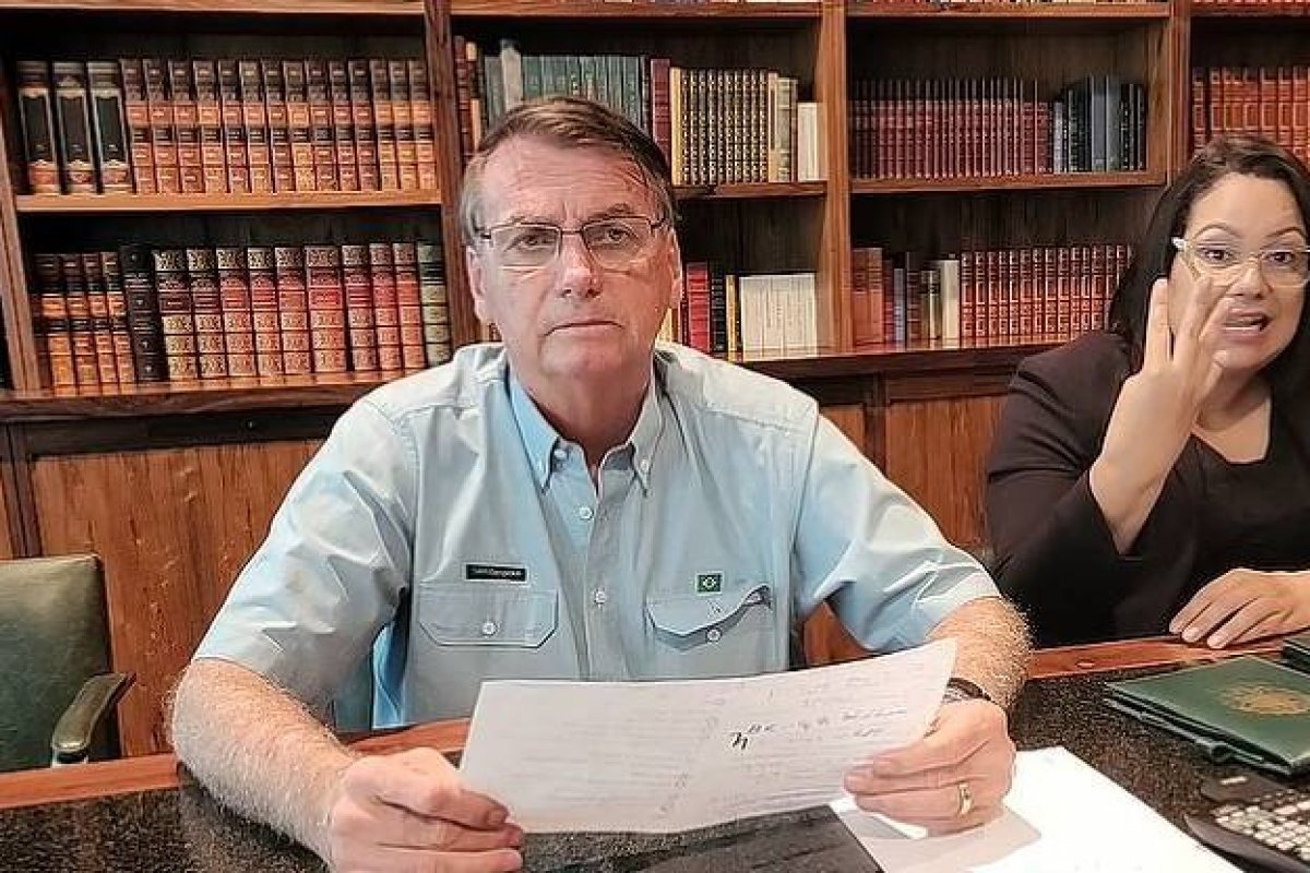 Vídeo: 'Mundo não acaba em 1º de janeiro', diz Bolsonaro na véspera de deixar o cargo