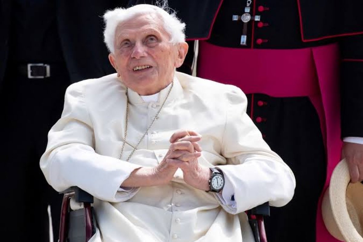Canção Nova expressa pesar pelo falecimento do Papa Emérito Bento XVI!