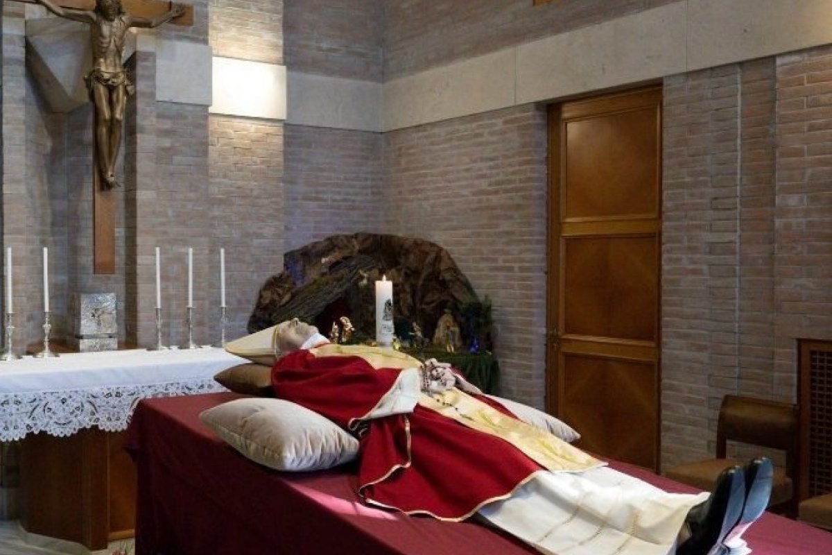 'Senhor, eu te amo' foram últimas palavras de Bento XVI