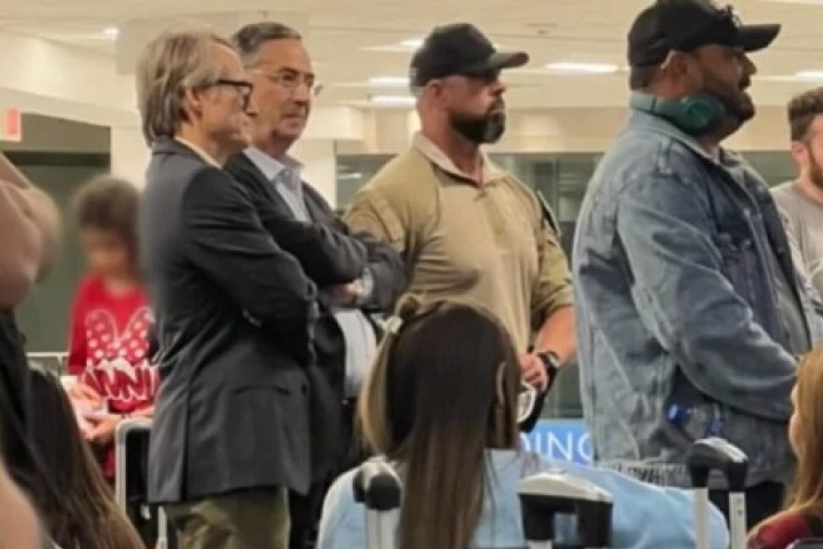 Vídeo: Flávio Dino oferece PF para investigar ameaças a ministros do STF após Barroso ser hostilizado em aeroporto