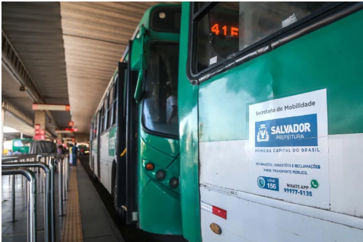 Após tentativa de incêndio, ônibus voltam a circular no Parque São Cristóvão, em Salvador