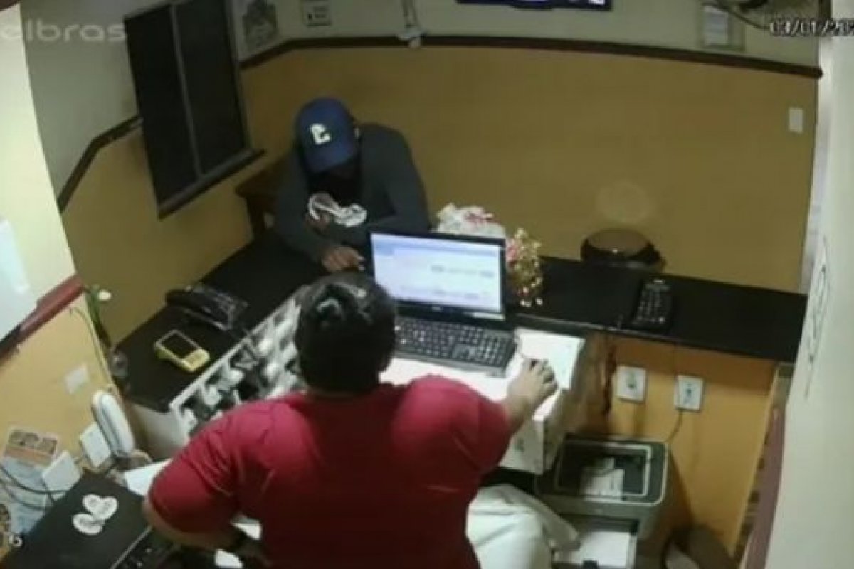 Hotel é assaltado no bairro de Marechal Rondon, em Salvador